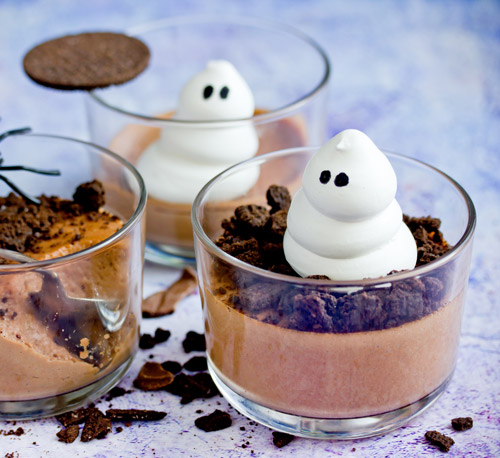 Halloween Dessert mit Geistern